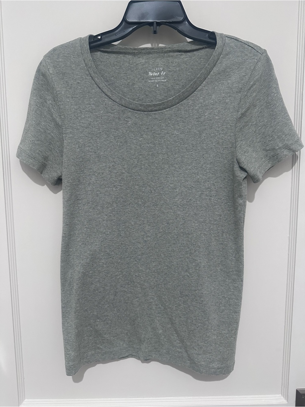 J. Crew Women’s Perfect Fit Tee in Heather Gray- Size L, 100% Cotton
